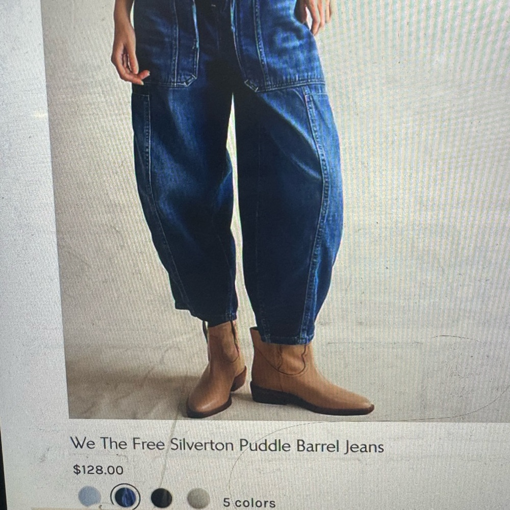 We thr Free Silverton Puddle Barrel Jeans Size M